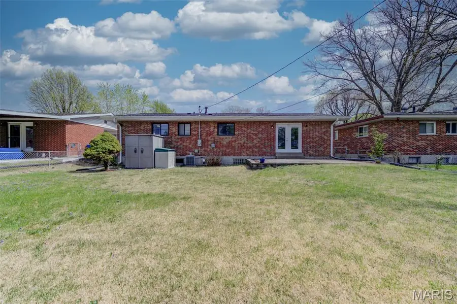 335 Gerald Avenue, Florissant, MO 63031 - #3