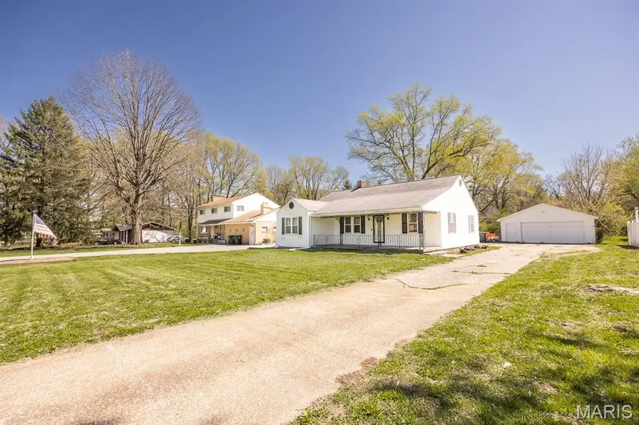 14 Kadlec Drive, Fairview Heights, IL 62208 - #2