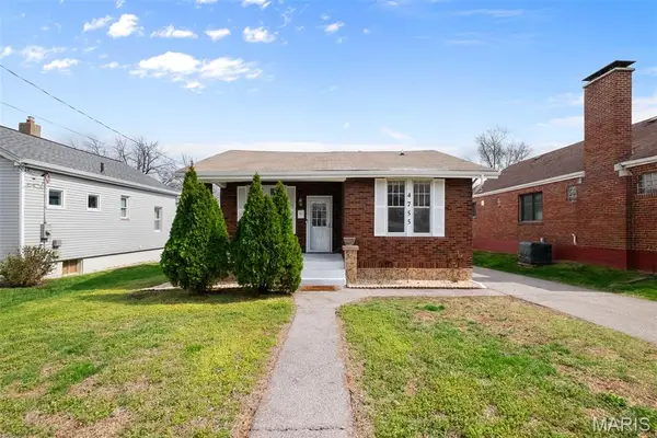 4755 Seibert Avenue, St Louis, MO 63123