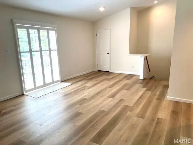 9121 N Swan Circle, Brentwood, MO 63144 - #3
