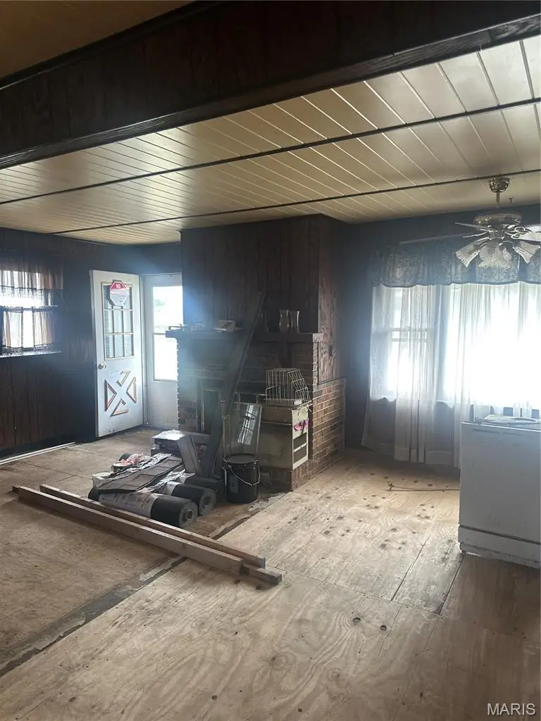 408 E Main Street, Sparta, IL 62286 - #3