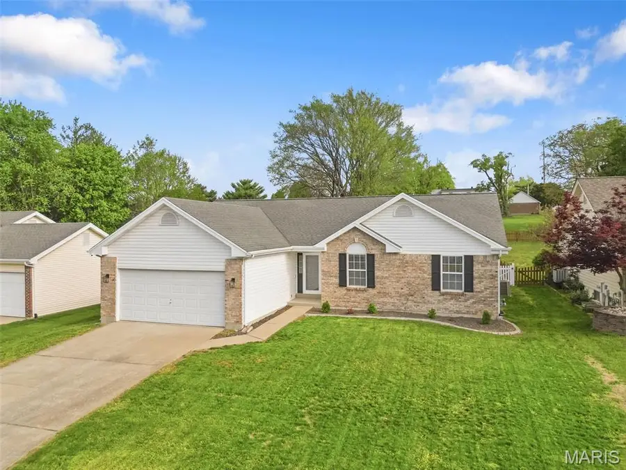 41 Mcclay Trail Drive, Saint Peters, MO 63376 - #2