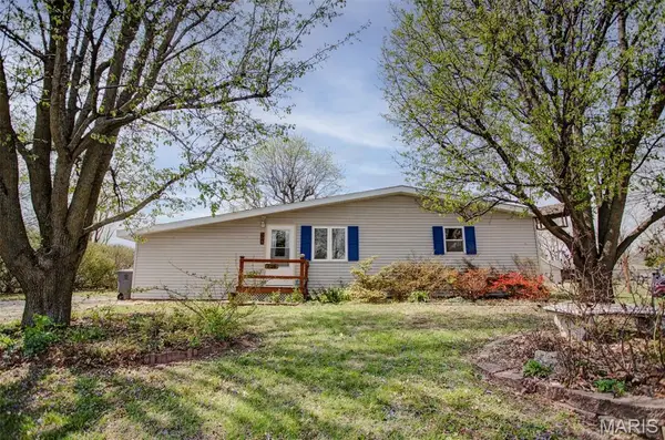 508 N Main St., Pleasant Hill, IL 62366