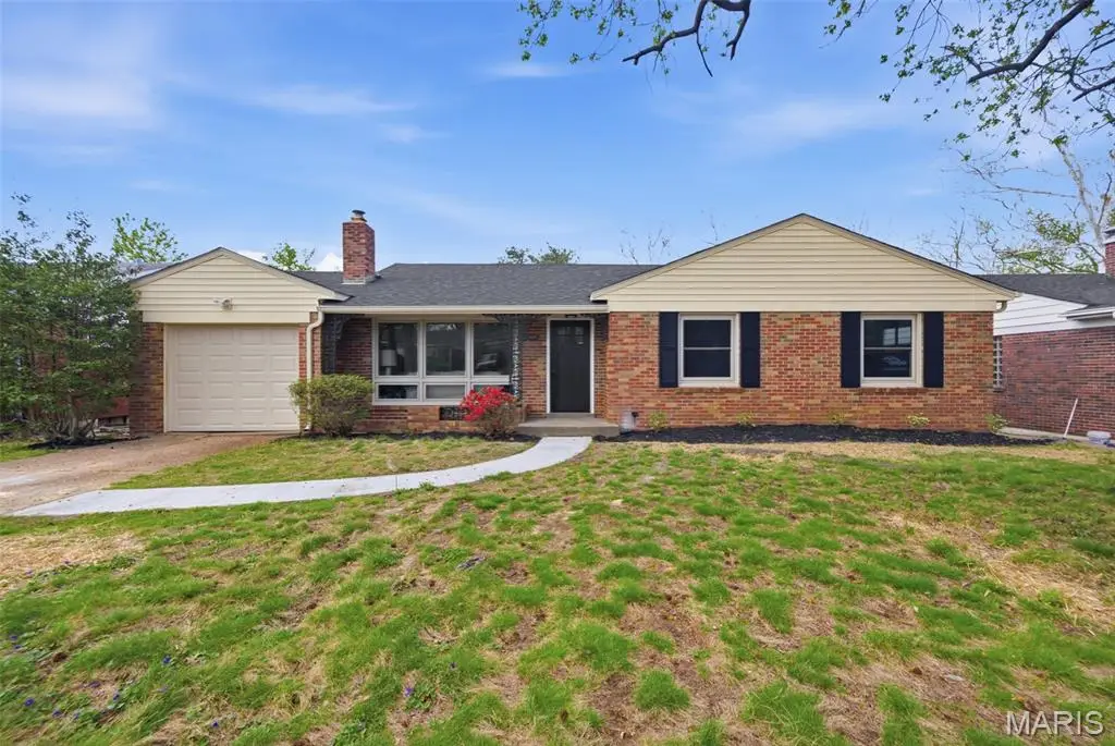 8609 Mayflower Court, University City, MO 63132 - #1