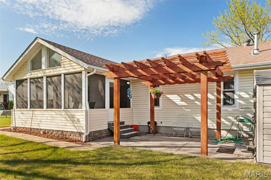 145 Universal Drive, Saint Peters, MO 63376 - #3