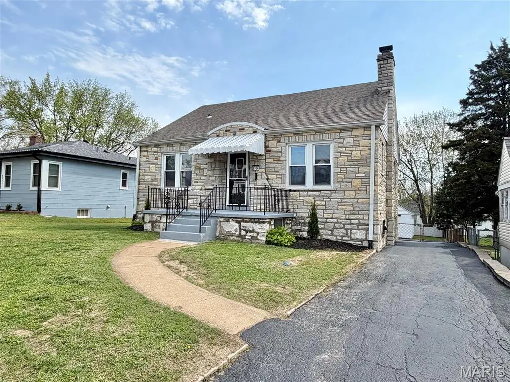 9504 Brenda Avenue, Saint Louis, MO 63123 - #1