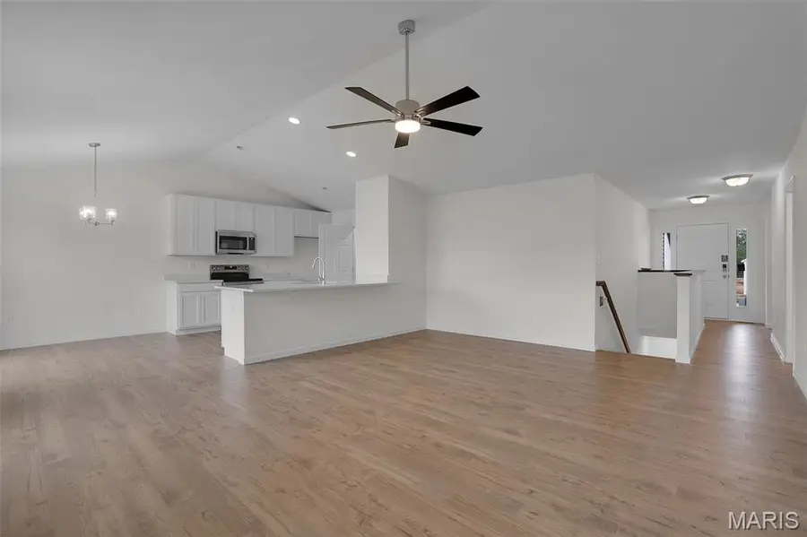 2347 Reiff Drive, Florissant, MO 63031 - #3