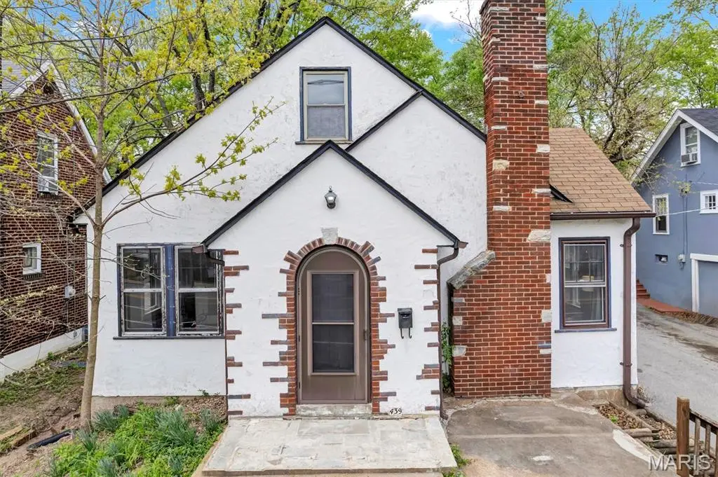 439 N Laclede Station Road, Saint Louis, MO 63119 - #1