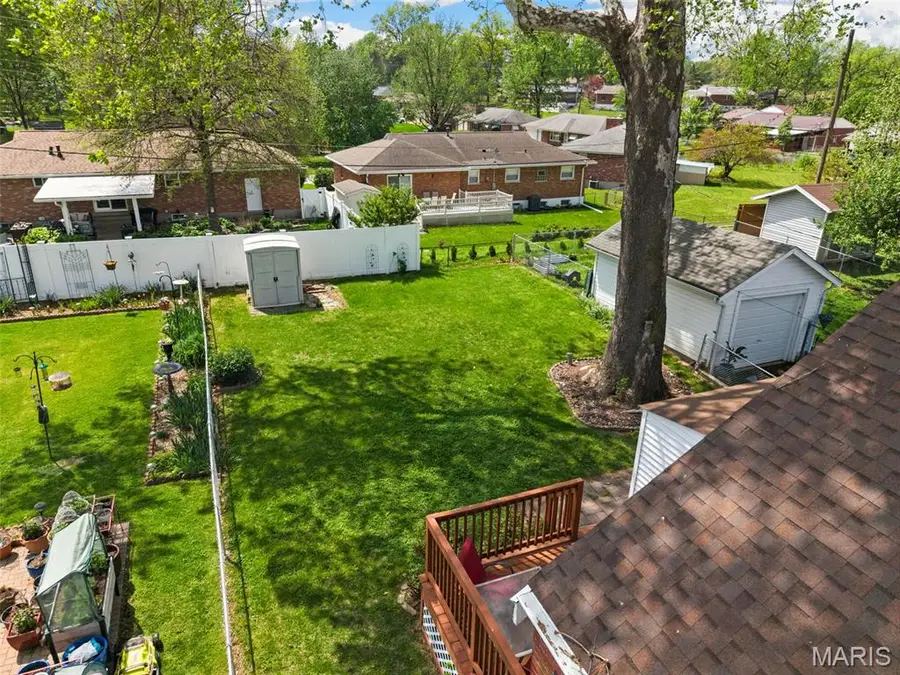 5846 Staely Avenue, Saint Louis, MO 63123 - #2