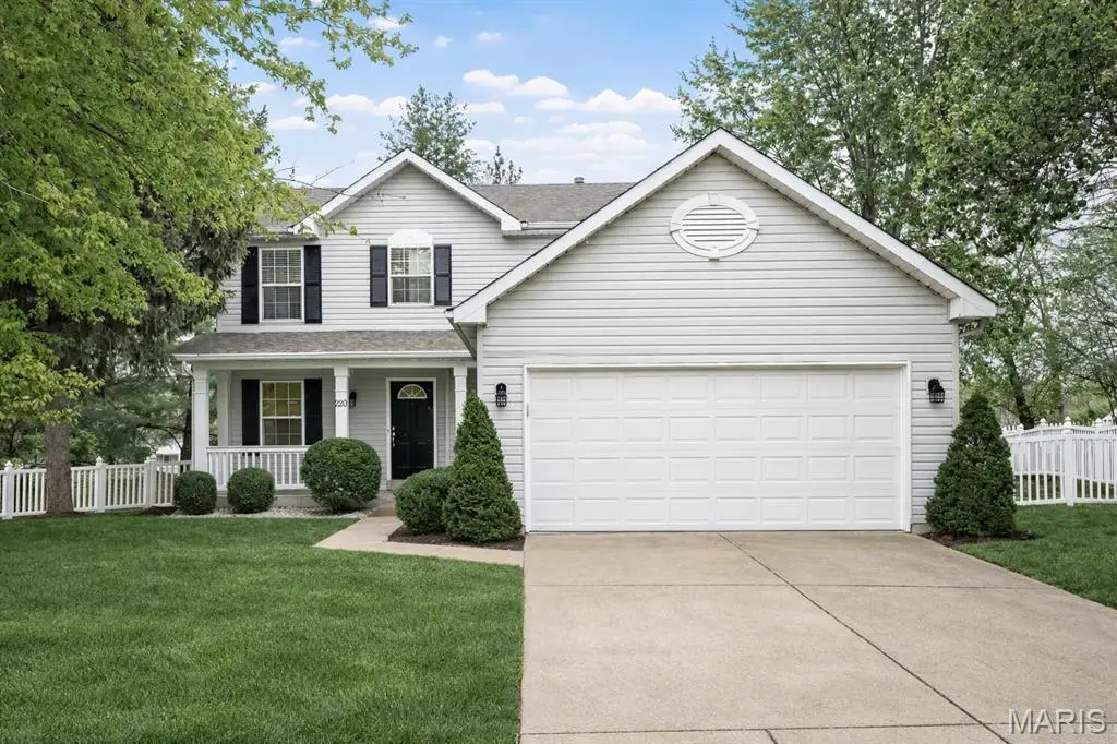 220 Saint Marys Dr, Ballwin, MO 63021 - #1