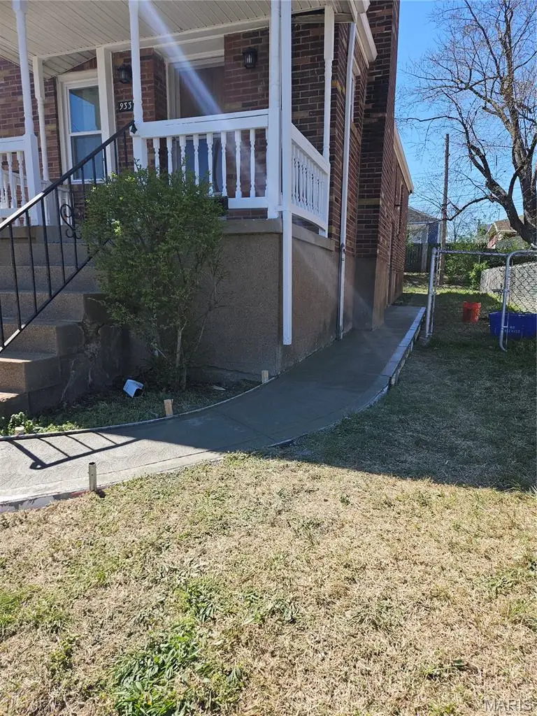 9337 Mackenzie Road, Affton, MO 63123 - #3