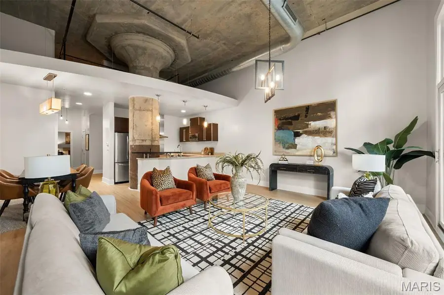 4100 Forest Park Avenue #121, Saint Louis, MO 63108 - #2