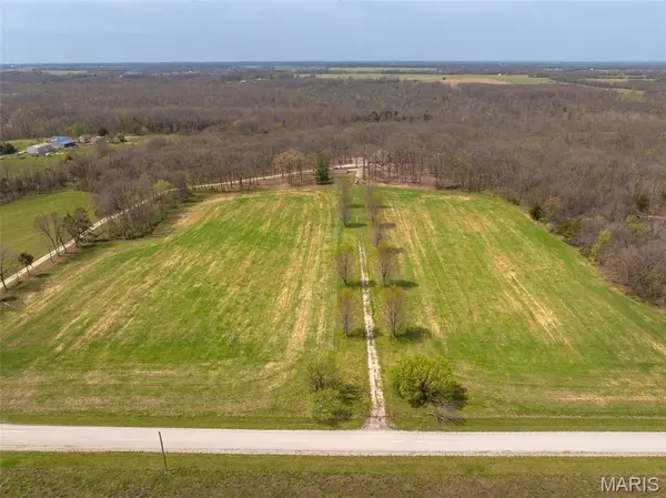 35225 Pin Oak Church Road, Jonesburg, MO 63351