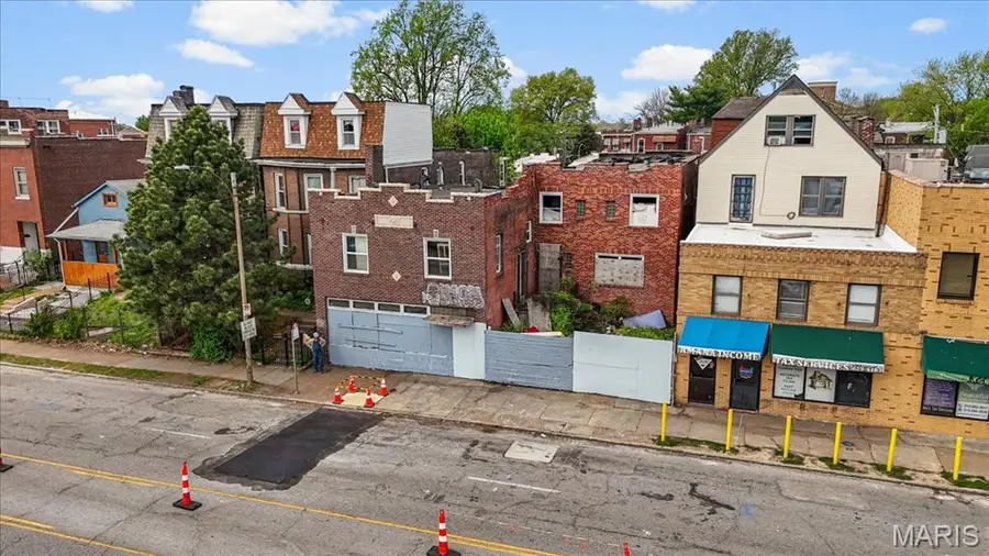 3451-53 S Grand Boulevard, Saint Louis, MO 63118 - #2