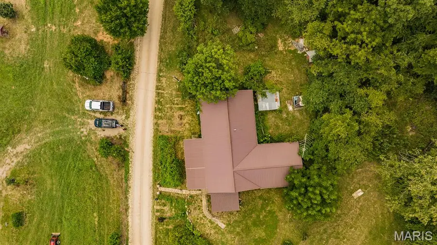 2164 Wayne 220 B, Silva, MO 63964 - #3