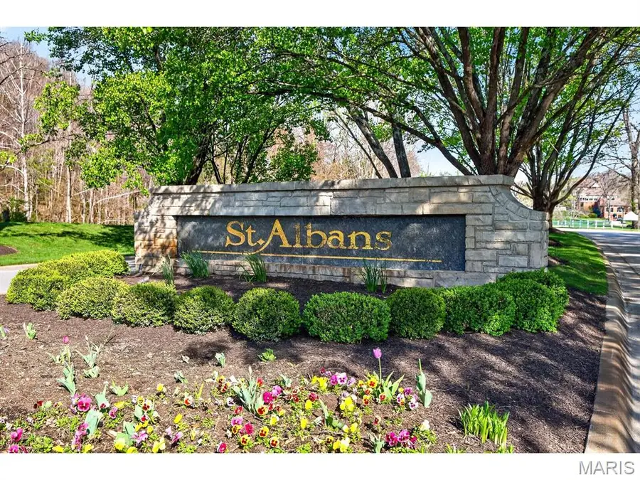 462 Hickory Trace Drive, Saint Albans, MO 63073 - #2