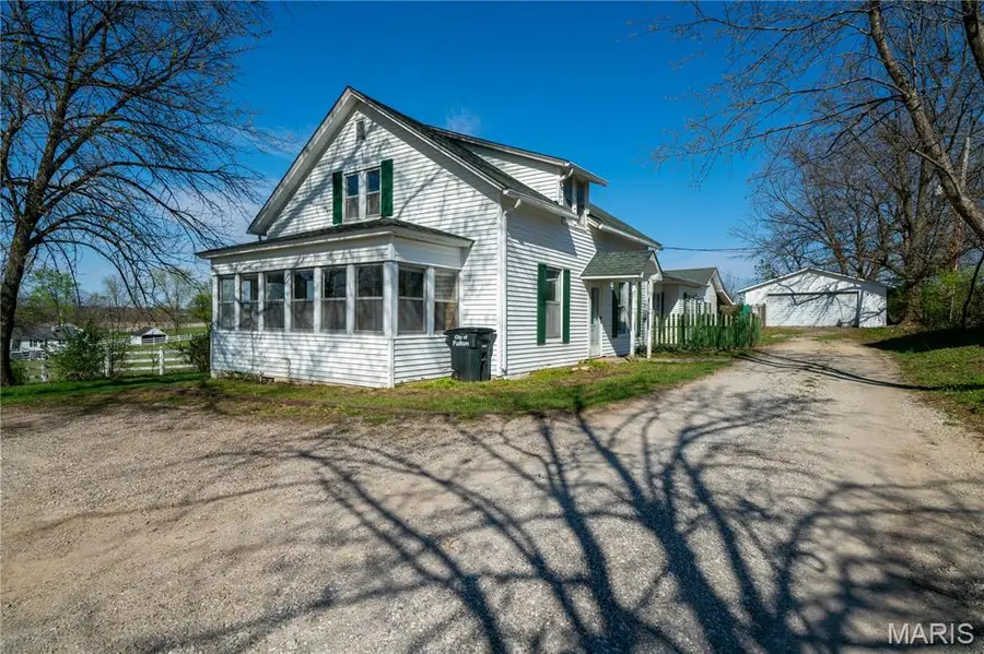 820 Mokane Road, Fulton, MO 65251 - #3