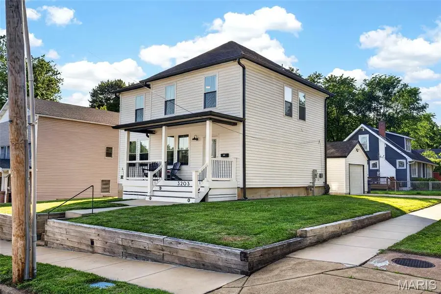 3203 Byron Place, Saint Louis, MO 63143 - #2
