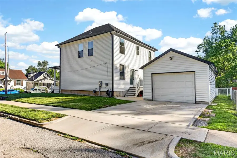 3203 Byron Place, Saint Louis, MO 63143 - #3