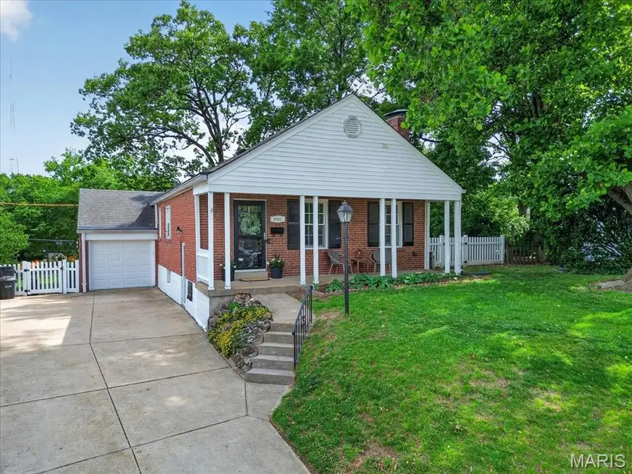 8502 Douglas Court, Brentwood, MO 63144 - #2