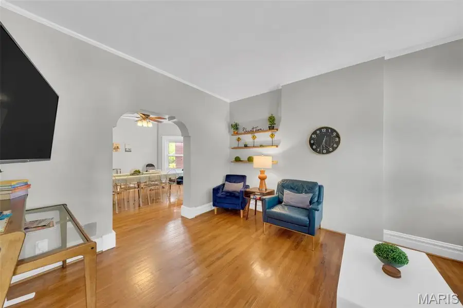 3305 Pestalozzi Street, Saint Louis, MO 63118 - #3