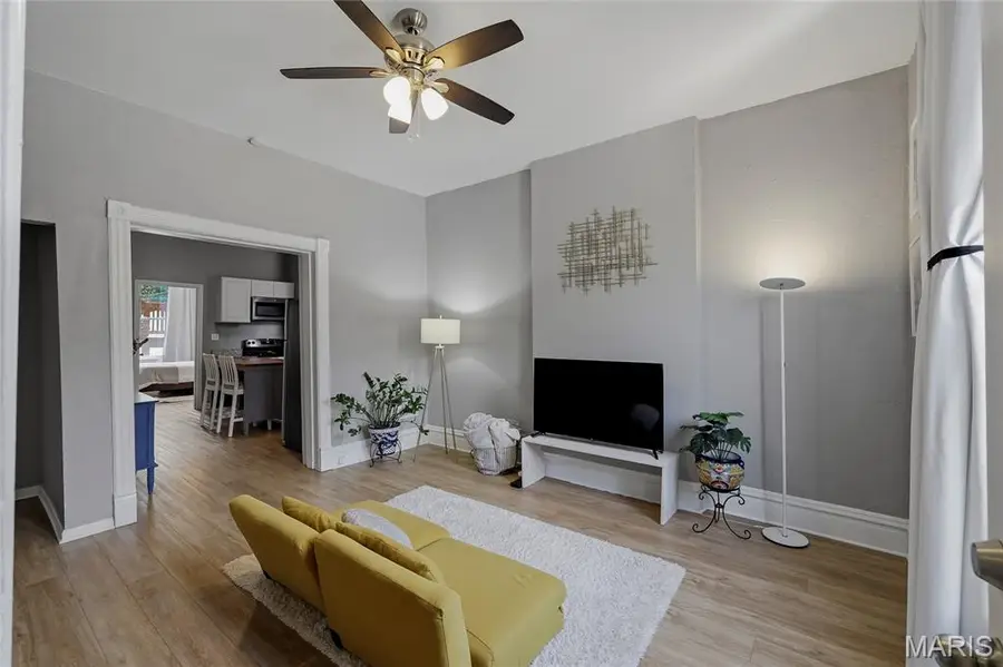 3000 S Compton Avenue, Saint Louis, MO 63118 - #3