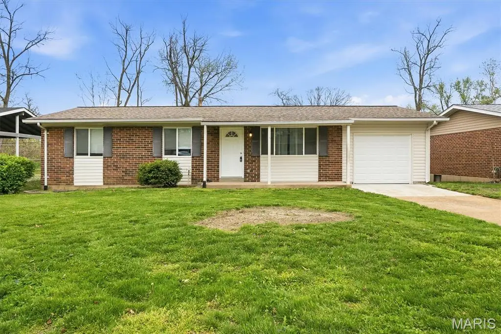 11945 Longmont Drive, Maryland Heights, MO 63043 - #1