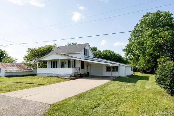 9988 W Wilbur Street, Bunker Hill, IL 62014