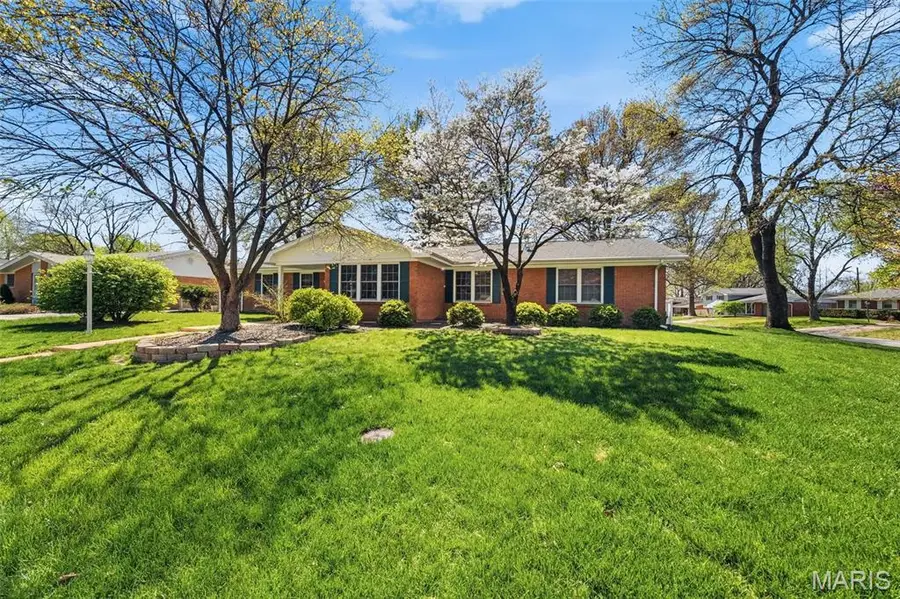 224 Churchill Drive, Belleville, IL 62223 - #2