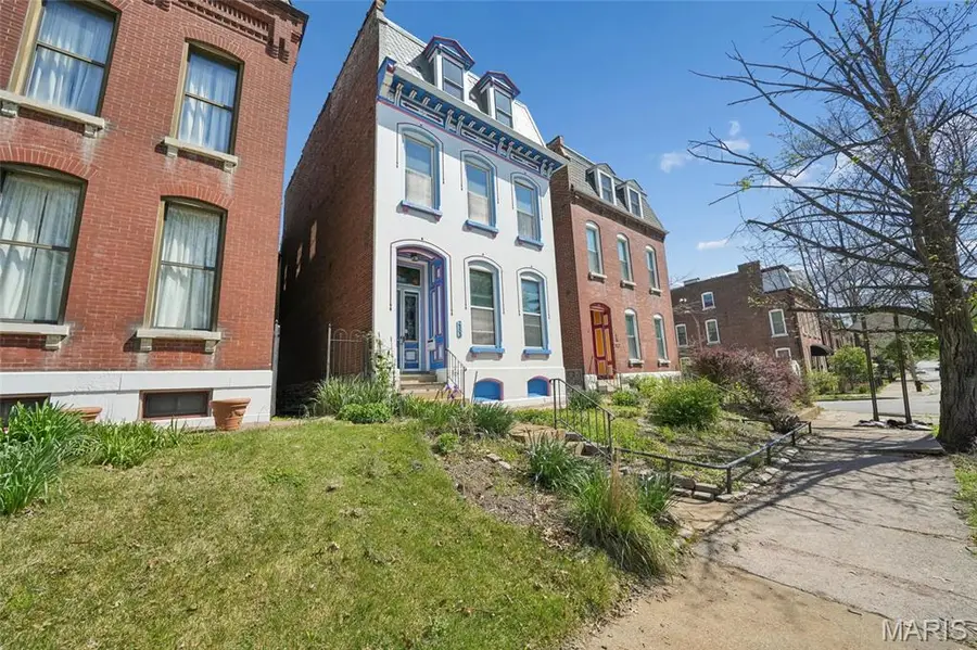 2303 Arsenal Street, Saint Louis, MO 63118 - #2