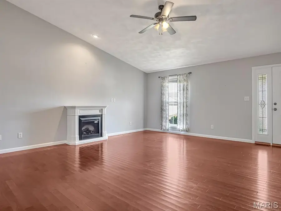 707 Marney Lane, Waterloo, IL 62298 - #3