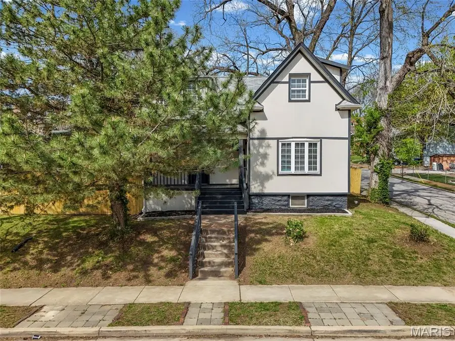 2101 Yale Avenue, Maplewood, MO 63143 - #2