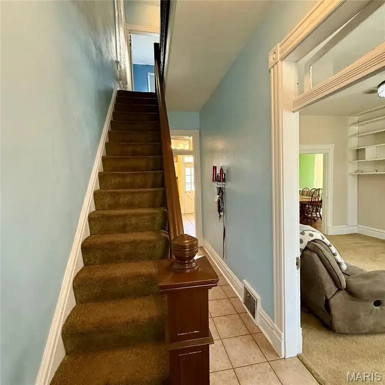 6626 Alabama Avenue, Saint Louis, MO 63111 - #3