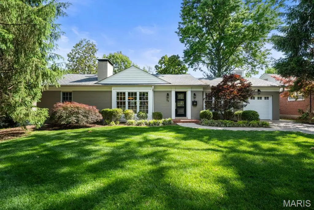 38 Whitehall Court, Brentwood, MO 63144 - #1