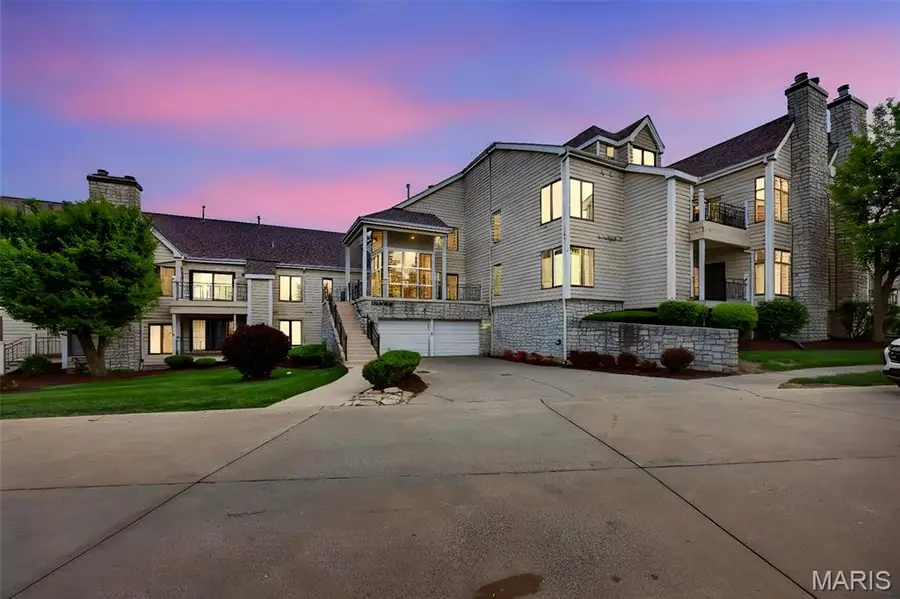 1614 Lake Knoll Drive #1L, Lake Saint Louis, MO 63367 - #2