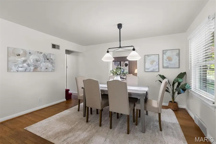 1342 Beverly Avenue, Glendale, MO 63122 - #3