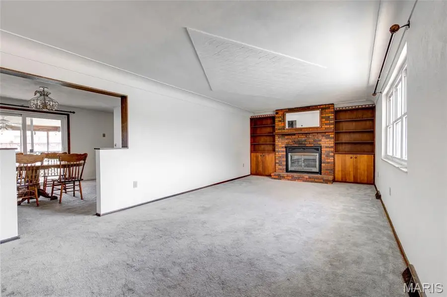 213 Utah Place, Bethalto, IL 62010 - #3