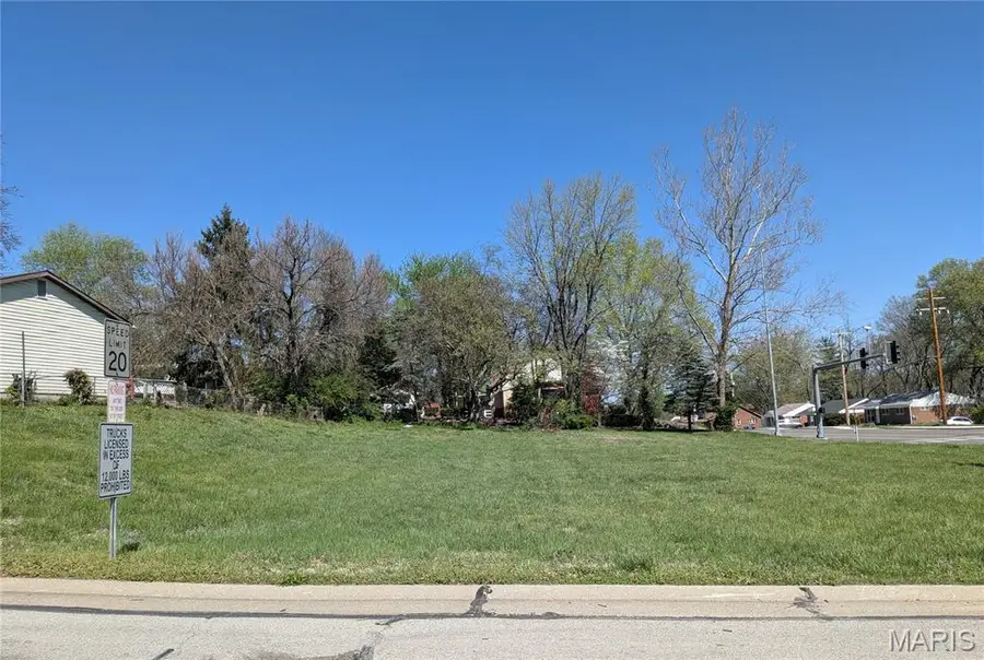 1411 N Florissant Road, Saint Louis, MO 63135 - #3