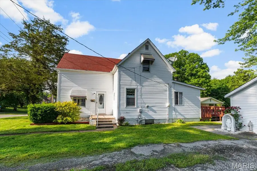 1212 Kinsella Avenue, Swansea, IL 62226 - #2