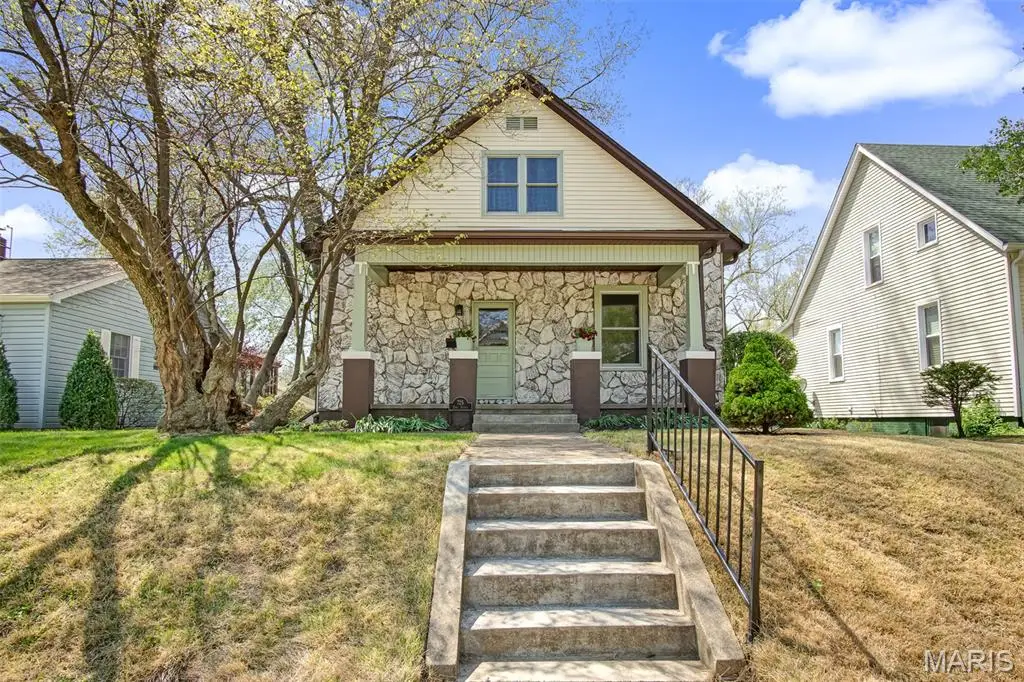 725 Park Avenue, Belleville, IL 62220 - #1