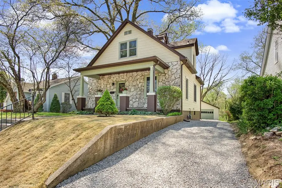 725 Park Avenue, Belleville, IL 62220 - #3