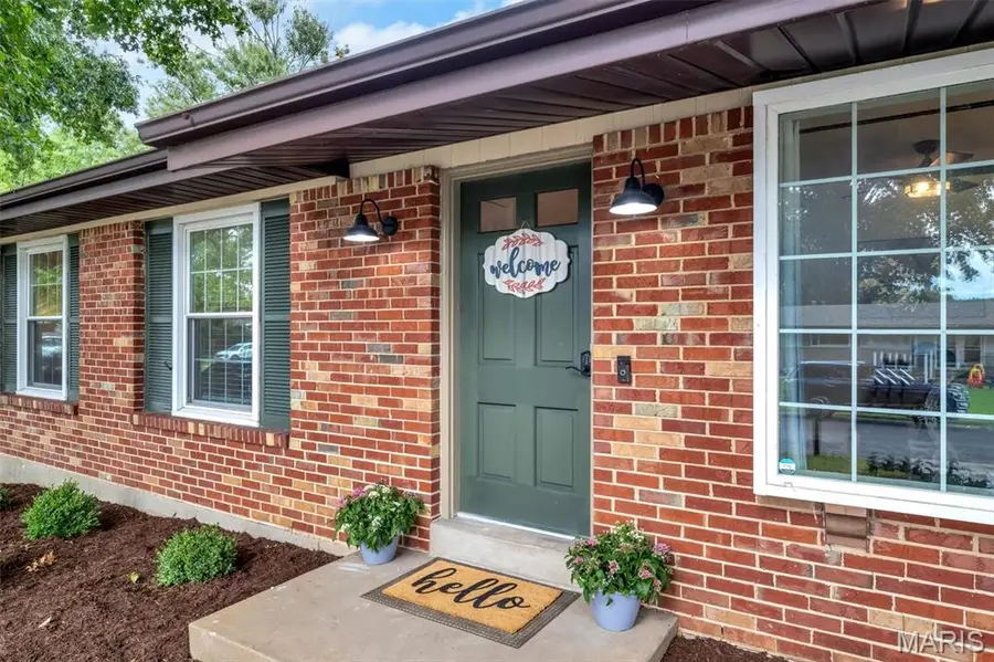 4508 Thicket Drive, Saint Louis, MO 63129 - #3