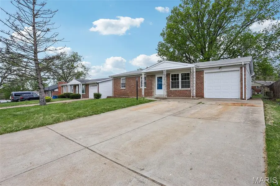 3219 Milissa Lane, Saint Louis, MO 63125 - #3