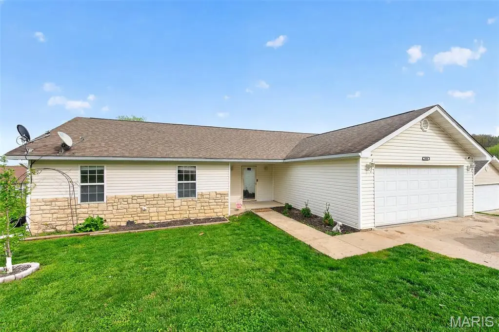 20826 Hibbett Road, Saint Robert, MO 65584 - #1