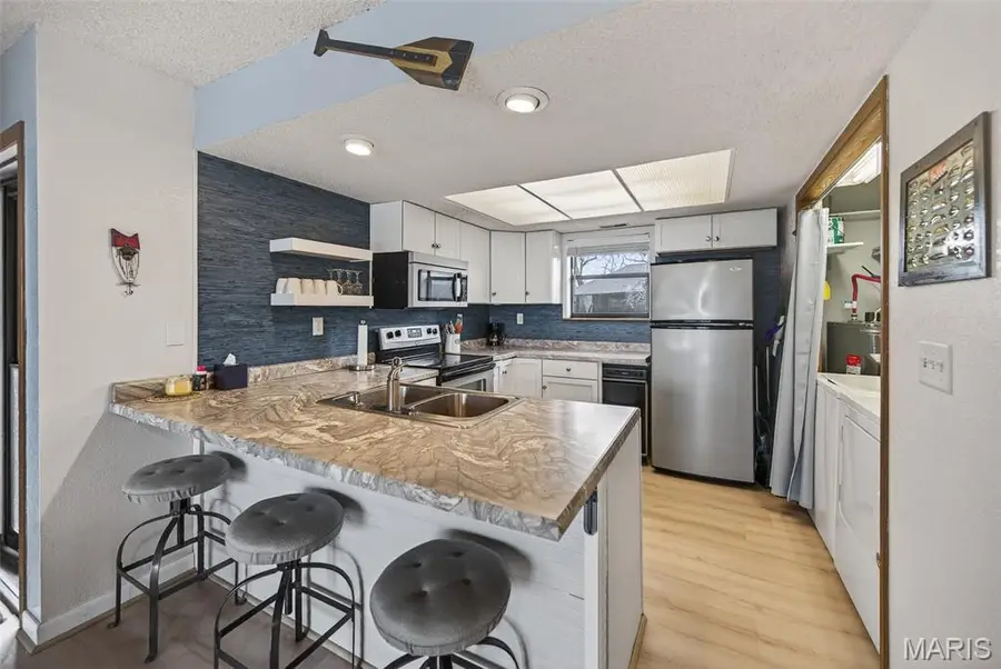 256 Lone Oak Point #15, Sunrise Beach, MO 65079 - #3