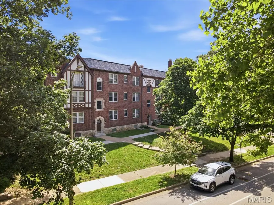 5024 Christy Boulevard, Saint Louis, MO 63116 - #3