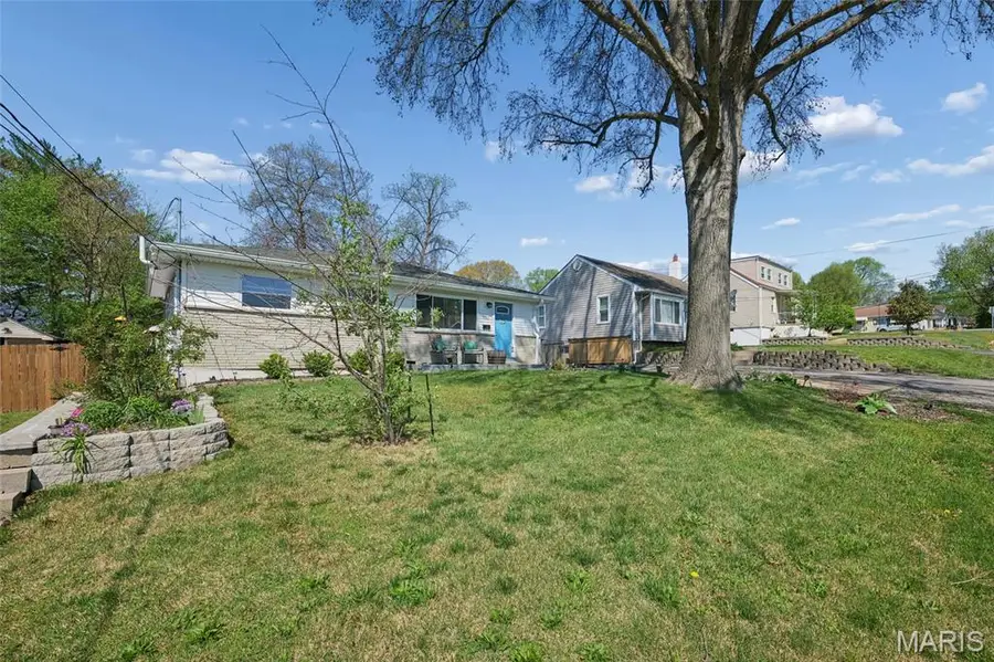 7915 Elton Street, Saint Louis, MO 63123 - #2