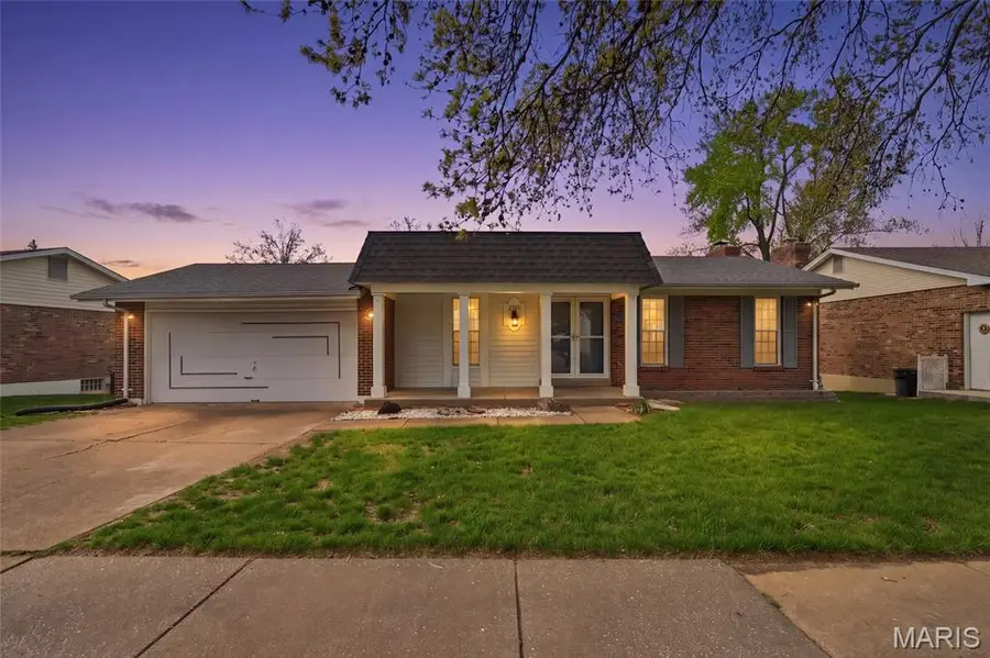 2756 Irondale Drive, Oakville, MO 63129 - #2