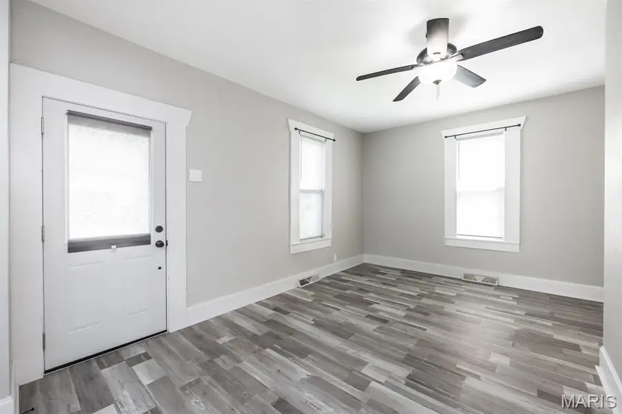 105 Karl Place, Ofallon, IL 62269 - #2