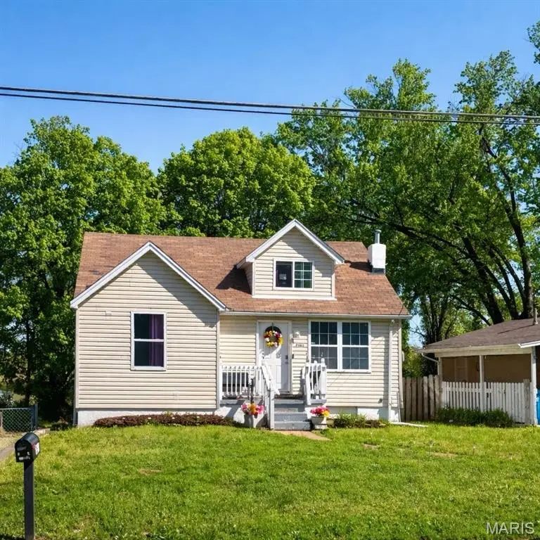 7501 Rowles Avenue, Saint Louis, MO 63135 - #1